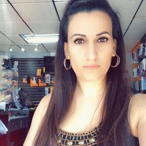 Meet your Posher, Rania